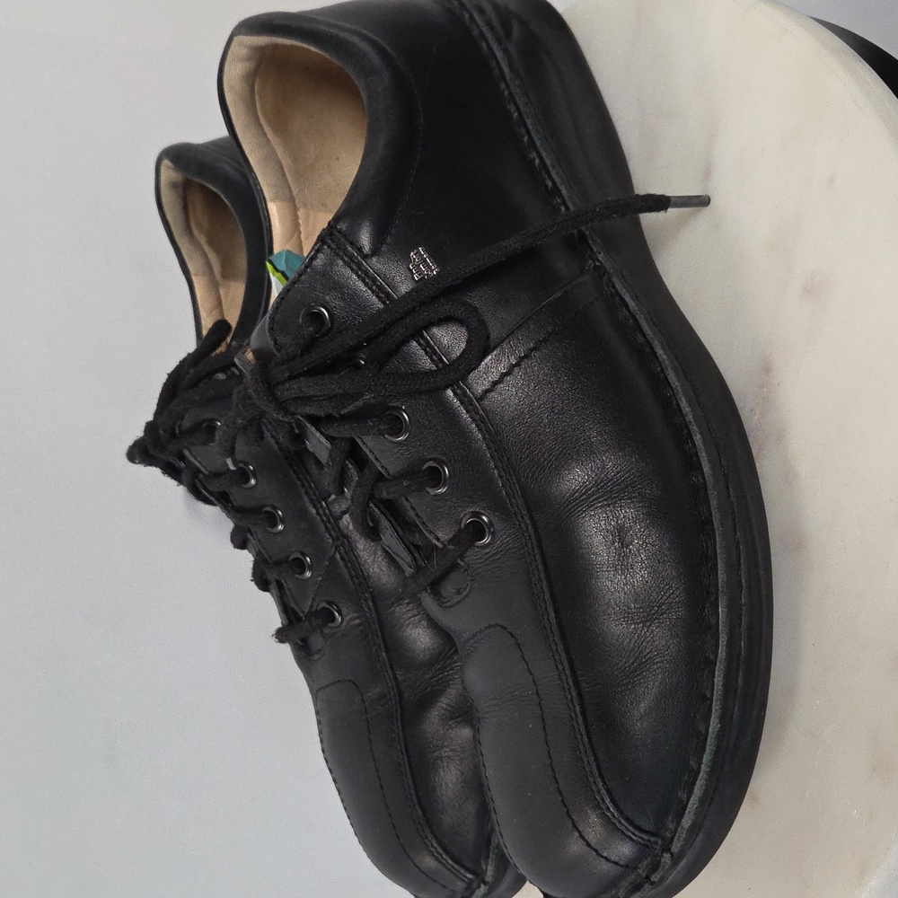 Finn Comfort Black Leather Oxfords Size 8w